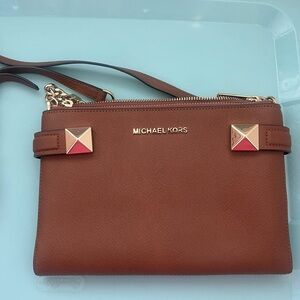 Micheal Kors Crossbody Brown Purse